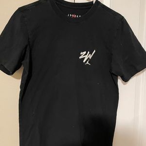 Air Jordon boys size small tee